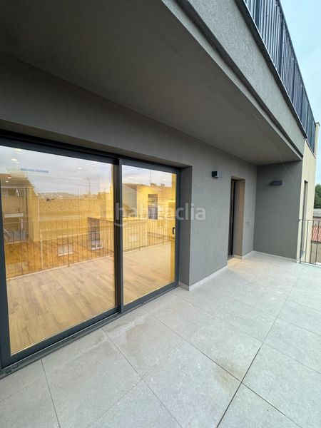 Foto 4e4693d6-95f4-41a9-bc4a-3e40b58c071c. Pis amb aparcament a bases de Manresa - carretera de santpedor Manresa