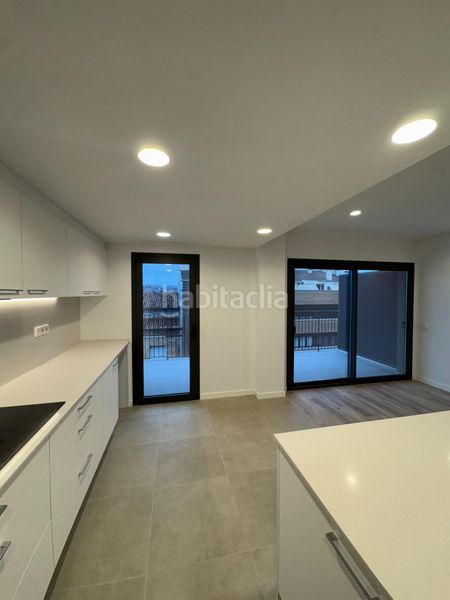 Foto e0841d7b-2664-431b-837c-2c88f9d3db25. Pis amb aparcament a bases de Manresa - carretera de santpedor Manresa