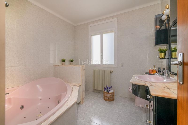 Foto 075eca6d-57fd-48a1-a7d5-2297f63abb22. Àtic amb calefacció aparcament a Poble Nou Manresa