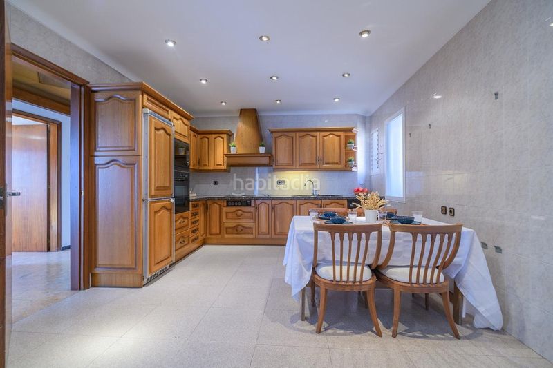 Foto 956c8535-177d-4ac5-8157-68c920731538. Àtic amb calefacció aparcament a Poble Nou Manresa