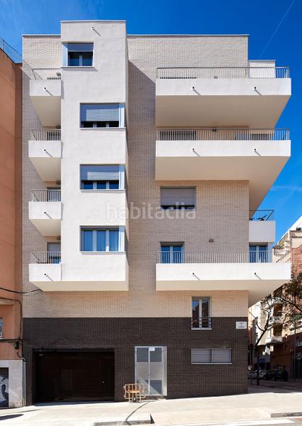 Foto bd7b7ca8-1117-4cb1-b7b2-260b02be6b6e. Parking coche en carrer d'arquímedes 29u en Sant Andreu de Palomar Barcelona