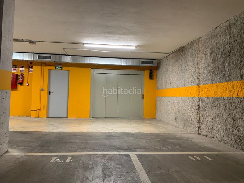 Foto db707cbd-a80e-4257-b282-304ddafabfe6. Posto auto in carrer d'arquímedes 29u in Sant Andreu de Palomar Barcelona