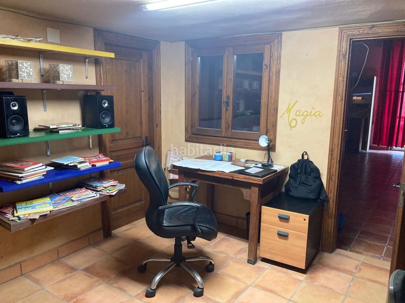Foto c41d8f7d-e877-4b2b-adc7-c7d34b13a9b6. Lloguer local comercial a Golmés