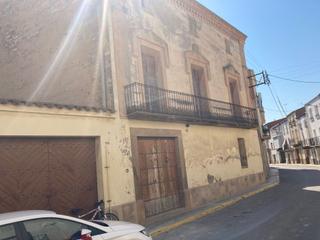 Haus in Bellcaire d´Urgell. Casa señorial a reformar, ideal para habilitar como casa de turi