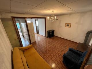 Casa a General prim 16. Estupenda casa de pueblo, ideal para primera y segunda residenci Casa a General prim 16. Estupenda casa de pueblo, ideal para primera y segunda residenci