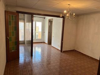 Maison à General prim 16. Estupenda casa de pueblo, ideal para primera y segunda residenci