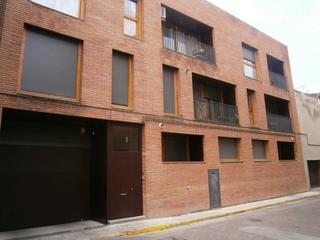 Lloguer Aparcament cotxe a Carrer anselm clavé. Estupenda plaza de garaje, muy espaciosa y con un precio excelen