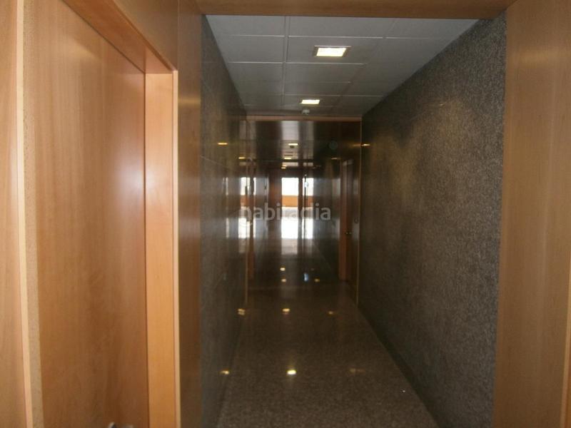 Foto d3db4d5e-b7f9-4df1-abf4-b375d25a0245. Ufficio in Magraners Lleida