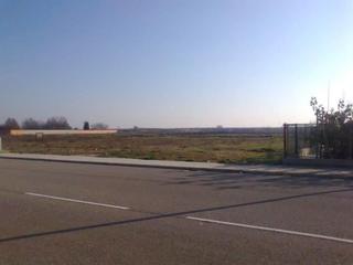 Terreno residencial en Golmés. Parcela industrial de superficie 1.216 m2, con una superficie ed