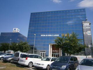 Location Bureau à Magraners. Espectacular oficina situada en el edificio centro de negocios n