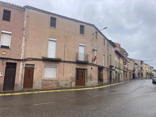 Casa a Bisbe coll 3. Estupenda casa en proceso de reforma en ivars durgell
