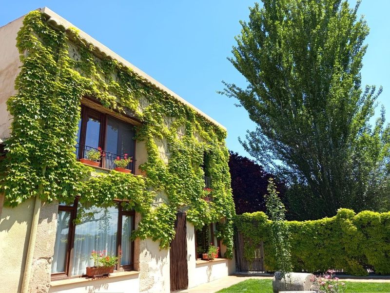 Foto 53b82a5b-d3ba-4b3e-82c2-45c50776d1d9. House in de l´eral 32 in Vilanova de Bellpuig