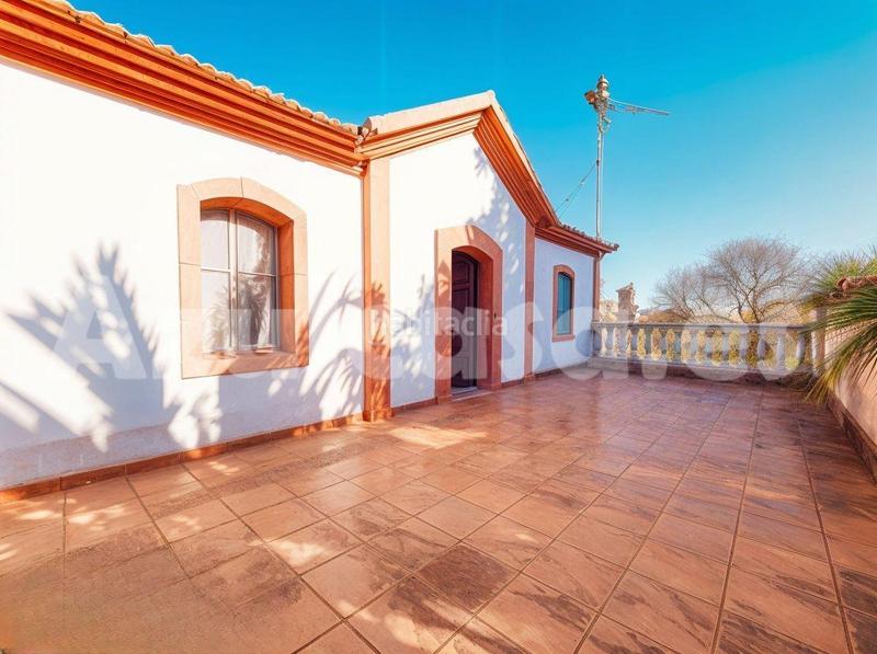 Foto 2586bff6-1f47-487a-8a52-44346efd7e8d. Casa gran villa con terreno de 2.641m2 en Verger (el)