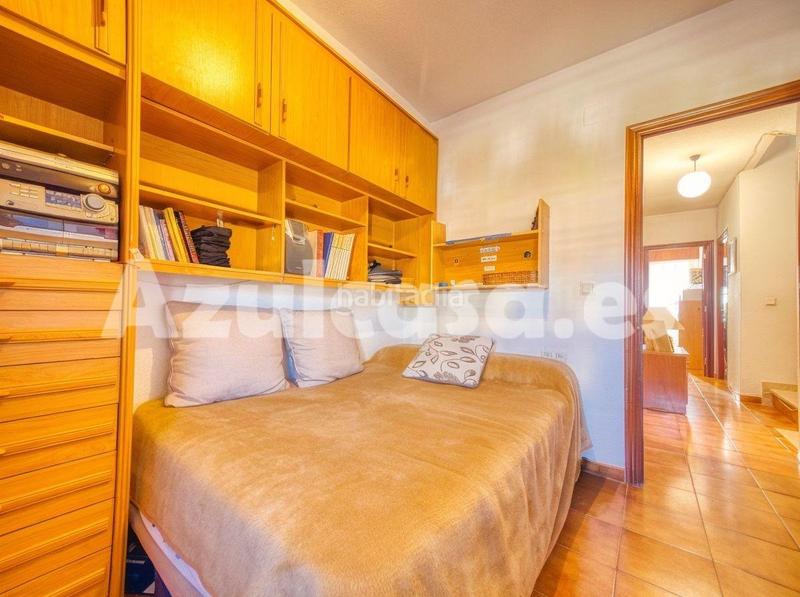 Foto 1917a84c-c8ea-4c10-b649-7f21f982cef1. Casa adossada amb calefacció aparcament piscina a Alicante