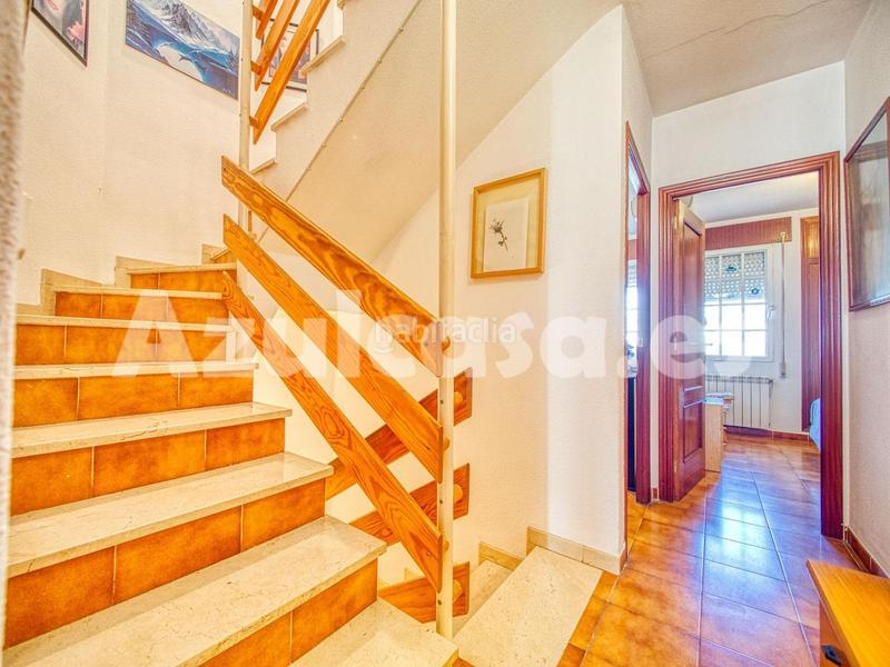 Foto 6d7bee61-6925-4b09-bd2e-37f242f24591. Casa adossada amb calefacció aparcament piscina a Alicante