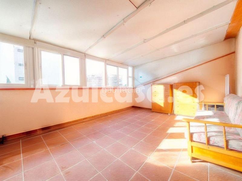 Foto 7cf6772d-6153-4d3f-b19e-ae3b59d2e243. Casa adossada amb calefacció aparcament piscina a Alicante