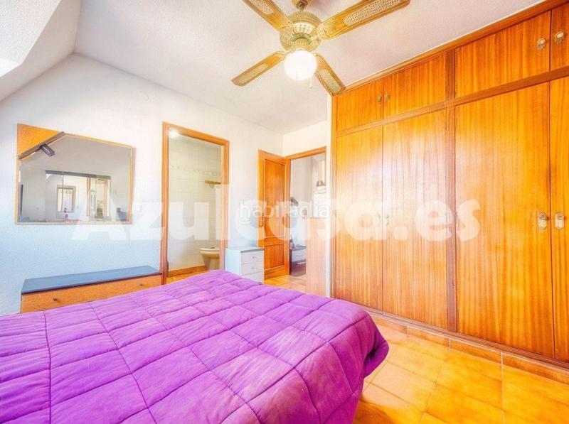 Foto bd97f98a-1212-480d-9ed7-7b538c5bf5d4. Casa adossada amb calefacció aparcament piscina a Alicante