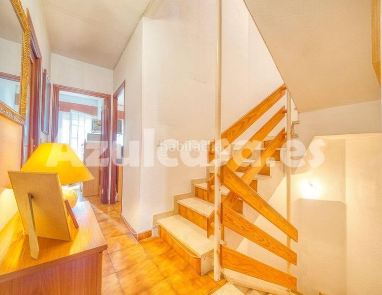 Foto cff7cd5c-22d2-4252-adaf-1e41e59c6e19. Casa adossada amb calefacció aparcament piscina a Alicante