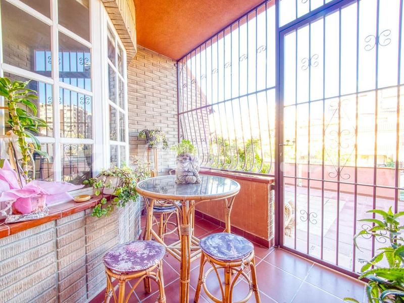 Foto ed89d7e9-ef03-4f3c-ab3e-5873231084cb. Casa adossada amb calefacció aparcament piscina a Alicante