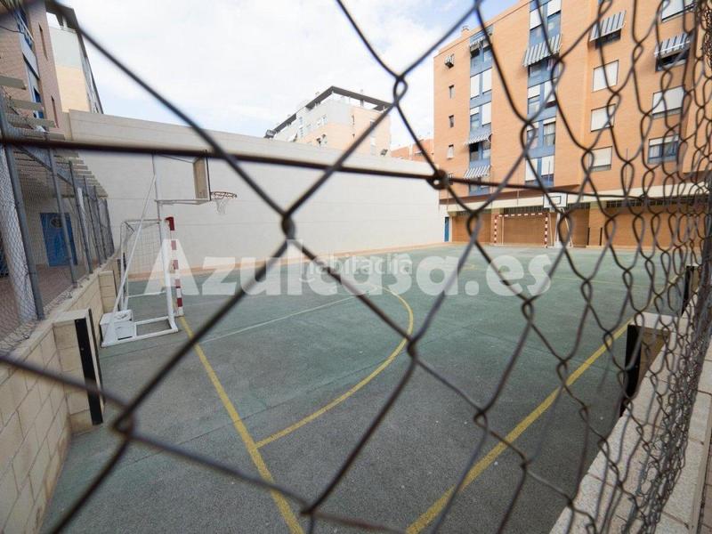 Foto 1c23178f-2327-4117-8145-4ad3e9fad8c9. Location appartement avec parking piscine dans Garbinet - Parque de las Avenidas Alicante