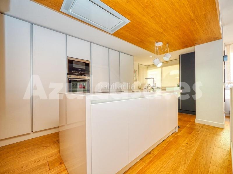 Foto b04829c7-0947-4a8d-a4e9-fea34a90aab7. Location appartement avec parking piscine dans Garbinet - Parque de las Avenidas Alicante