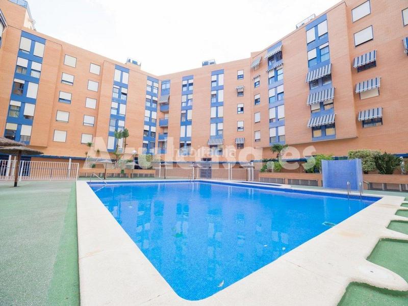 Foto 7f4100df-526e-4f83-a875-f1c31f6e1f7f. Miete etagenwohnung mit parking pool in Garbinet - Parque de las Avenidas Alicante