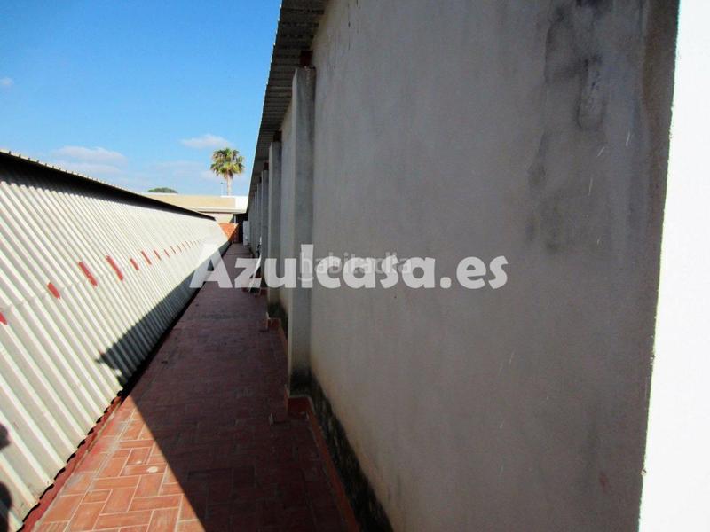 Foto 62a1a340-95cf-435f-bd8a-c54bff84d4e9. Alquiler local comercial gran local con terraza. en San Juan de Alicante