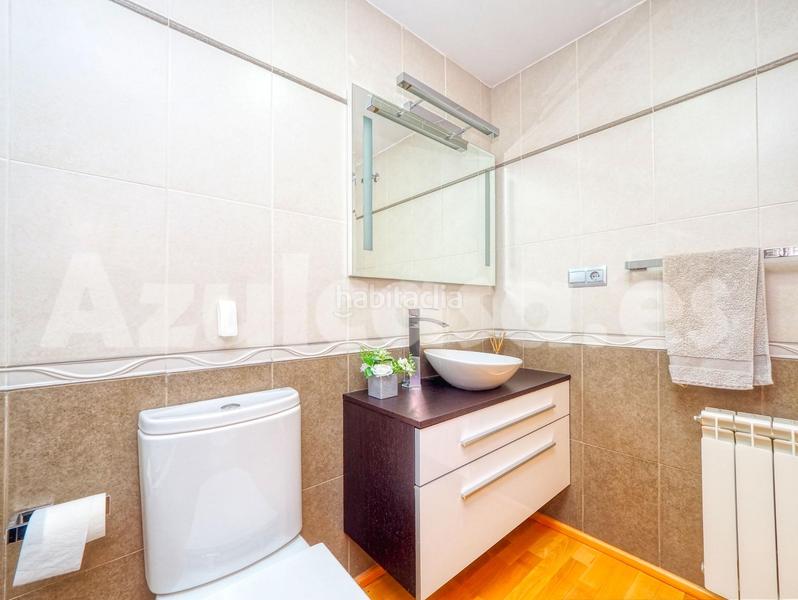 Foto 5c172859-ffea-4b4f-a6cf-6ef91675ede6. Pis amb calefacció aparcament a Los Ángeles Alicante