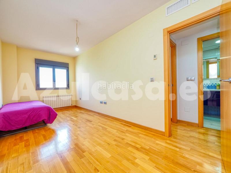 Foto 70a2f13b-6bda-44c1-a8e3-cbde925d43bc. Pis amb calefacció aparcament a Los Ángeles Alicante