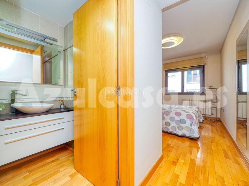 Foto 7c3a1659-3a8e-40c1-ad07-d4db3a3a929b. Pis amb calefacció aparcament a Los Ángeles Alicante