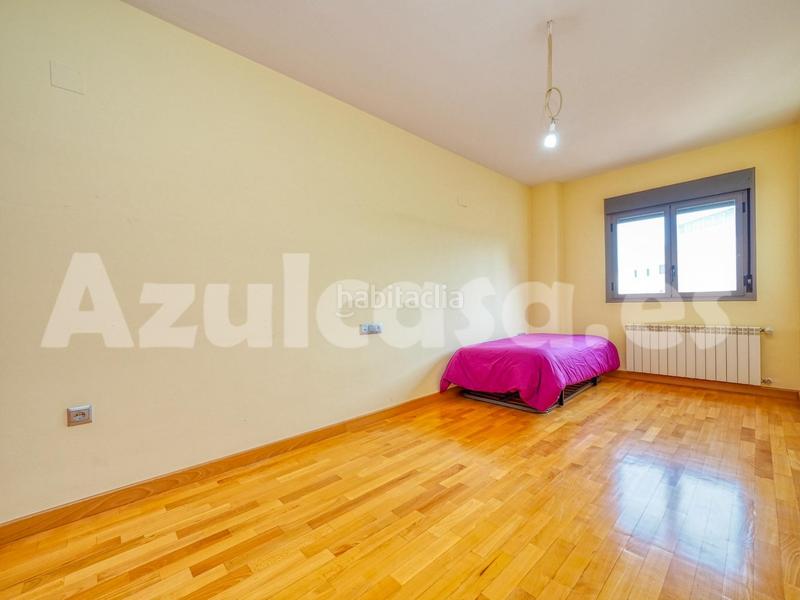 Foto b843c0d8-d092-48a0-8cc6-3820907bbb20. Pis amb calefacció aparcament a Los Ángeles Alicante