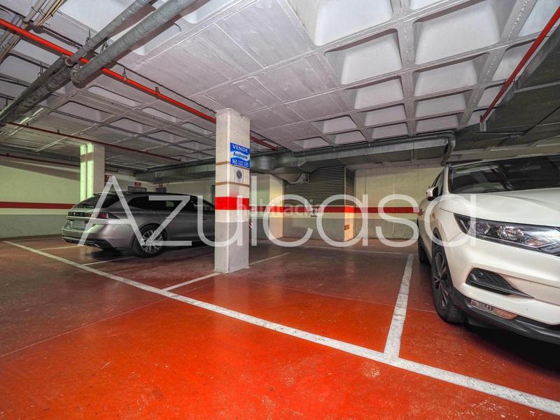 Foto 48389ae2-fd6d-49b0-beb3-9557248b1bd6. Aparcament cotxe a Garbinet - Parque de las Avenidas Alicante