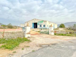 Nau industrial a Cuevas de san anton 44. Nave con parcela de 6700 m2