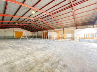 Capannone industriale in Cuevas de san anton 44. Nave con parcela de 6700 m2
