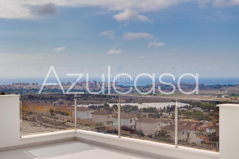 Foto 1e66dec0-e335-4caa-be23-efc384a47c79. Chalet avec chauffage parking piscine dans Bonalba-Cotoveta Mutxamel