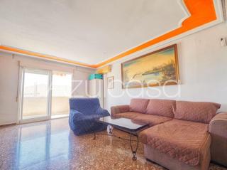 Pis a Centro. Piso de 3 habitaciones y 2 baños en mutxamel con garaje y traste