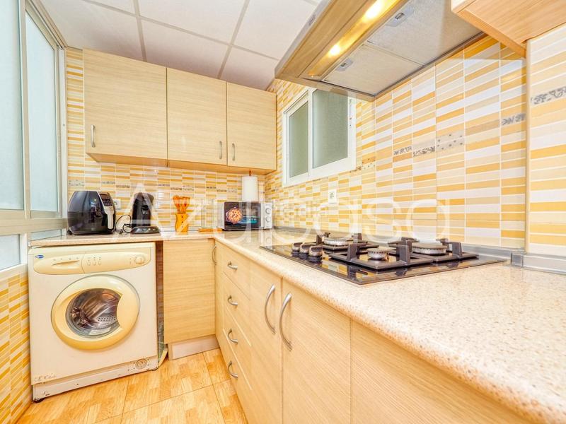 Foto 17fe736a-f737-4a33-bd2a-cdf5c1e94069. Appartement avec parking piscine dans Playa Muchavista Campello (el)