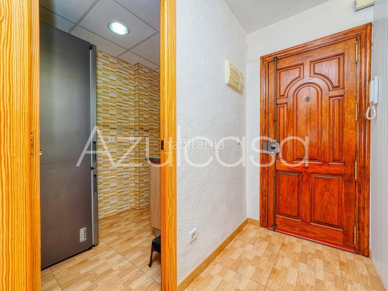 Foto 692a3bc8-d4f9-4fd4-b74d-93654f4937c7. Appartement avec parking piscine dans Playa Muchavista Campello (el)