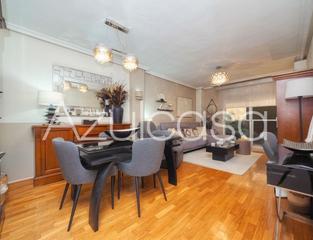 Pis a Santo Domingo. Fantástica vivienda reformada en venta de 3 dormitorios y 2 baño