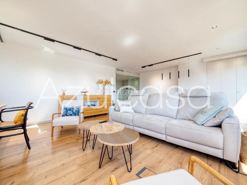 Foto 1bca7711-e5c1-4269-b46b-0872f2144235. Ático  de 3 dormitorios en gran vía en Garbinet - Parque de las Avenidas Alicante