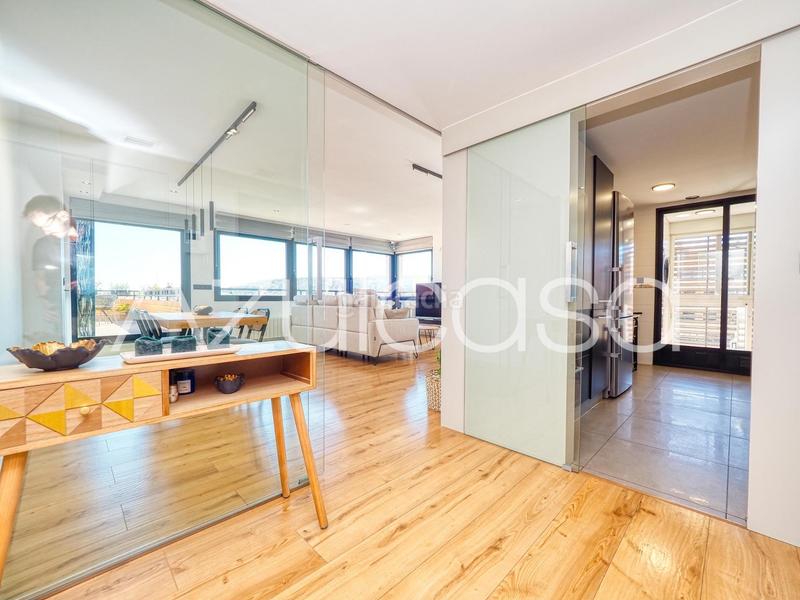 Foto 496ce472-6658-4503-a8d2-493d419af037. Ático  de 3 dormitorios en gran vía en Garbinet - Parque de las Avenidas Alicante