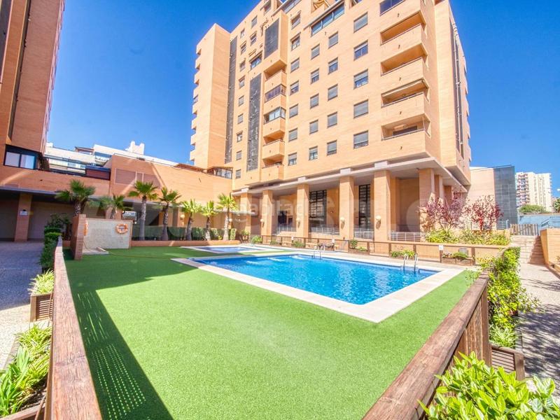 Foto 6851d666-101c-4fdd-940b-c4de5bca0551. Ático  de 3 dormitorios en gran vía en Garbinet - Parque de las Avenidas Alicante