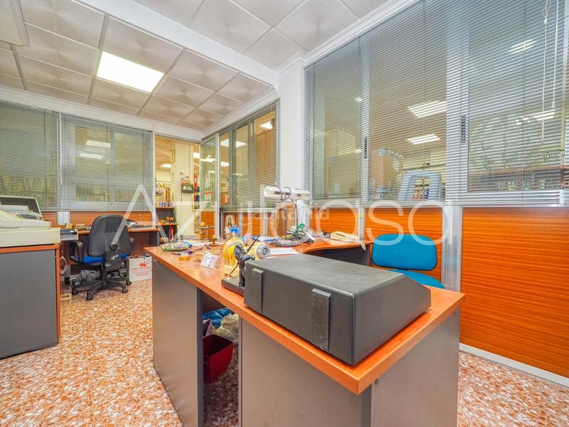 Foto 53855b64-d986-4dd3-a503-f064493787e6. Geschäftsraum in Campoamor Alicante