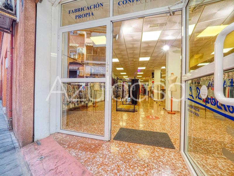 Foto 92ef85f1-8759-492e-b8af-83a80719c09a. Geschäftsraum in Campoamor Alicante