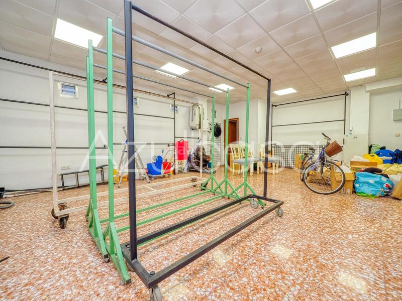 Foto f2be535c-4f95-4043-bf75-aab9734a0011. Geschäftsraum in Campoamor Alicante