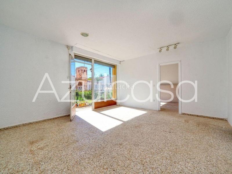 Foto 3961ae61-8517-4013-8c7a-522d6dcf865f. Local comercial a Tómbola Alicante