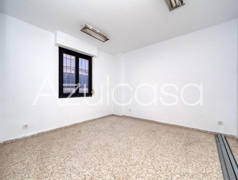 Foto 3f38e27e-e126-4972-b062-0ca99ffb3189. Local comercial a Tómbola Alicante