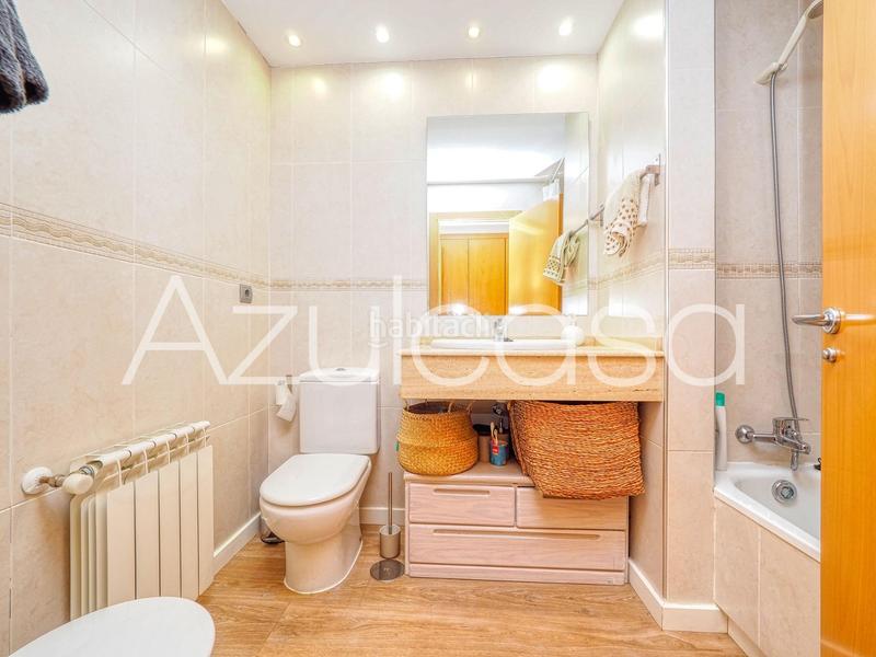 Foto a8746d3a-4fbe-4325-b685-30982d9c014b. Pis amb calefacció a Ensanche-Diputación Alicante