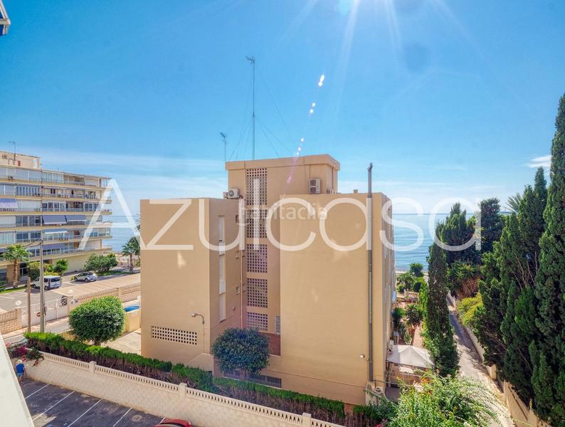 Foto 2c67adc2-b1fb-471e-9339-0b8208fc0d2a. Pis amb aparcament a Playa Muchavista Campello (el)