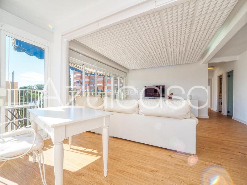 Foto 4ece1653-29ff-4018-a873-2cc4fe0177e6. Pis amb aparcament a Playa Muchavista Campello (el)